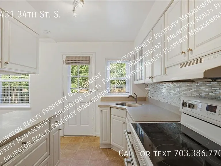 4431 34th St S — Photo 7