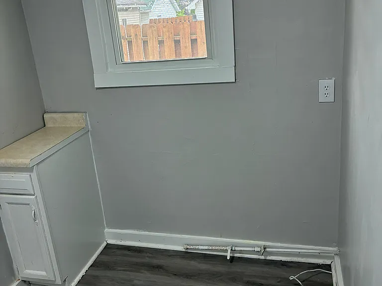 112 Schley Ave — Photo 14