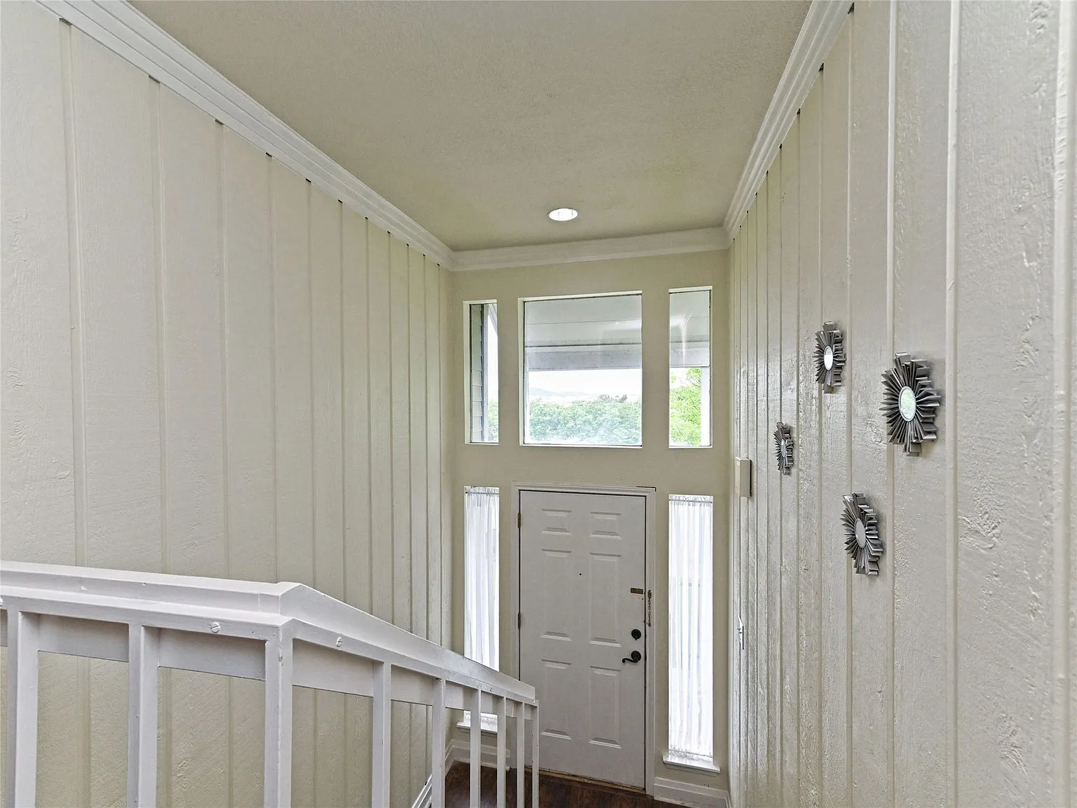 2 bed, 2.5 bath, 1610 sqft, $1,995 — Photo 3