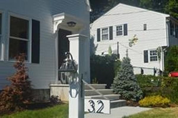 1st image of 32 Hollis St