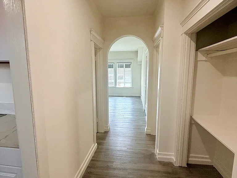 2805-2813A S Vermont Ave #2809-3 — Photo 5