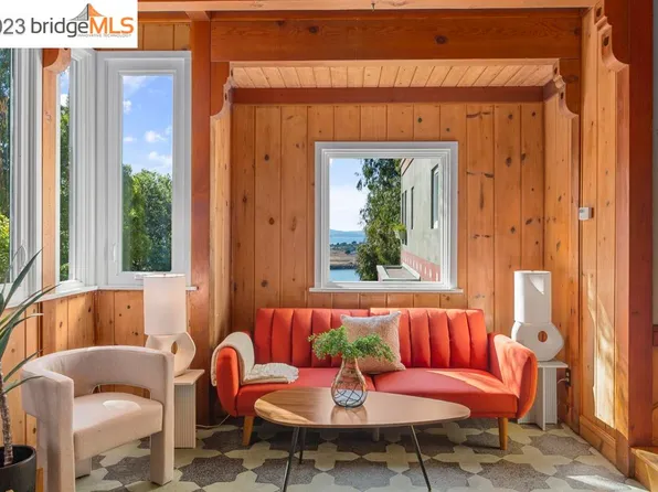 700 Hillside Ave, Albany, CA 94706