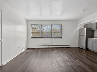 1208 Edgewood Ave #1B, Trenton, NJ 08618