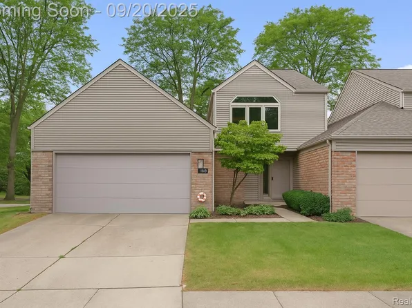1008 Ann St, Birmingham, MI 48009