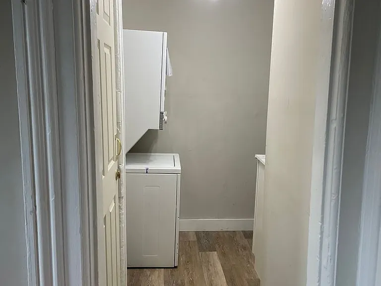 58-60 Woodlawn St — Photo 2