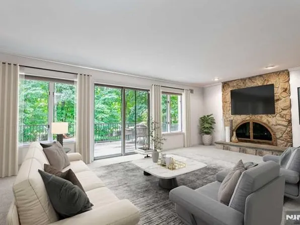 273 Wilson Dr, Cresskill, NJ 07626