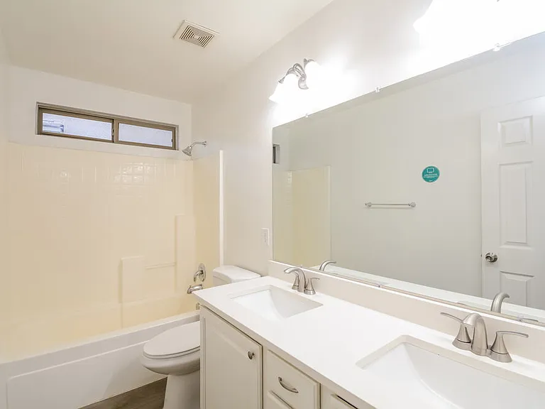 15028 W Statler St — Photo 16