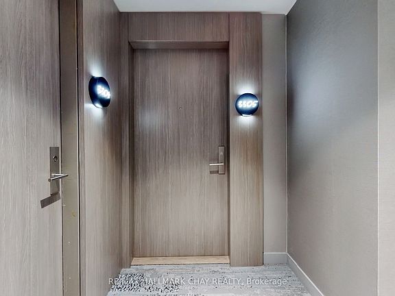 4th image of 161 Roehampton Ave #3305