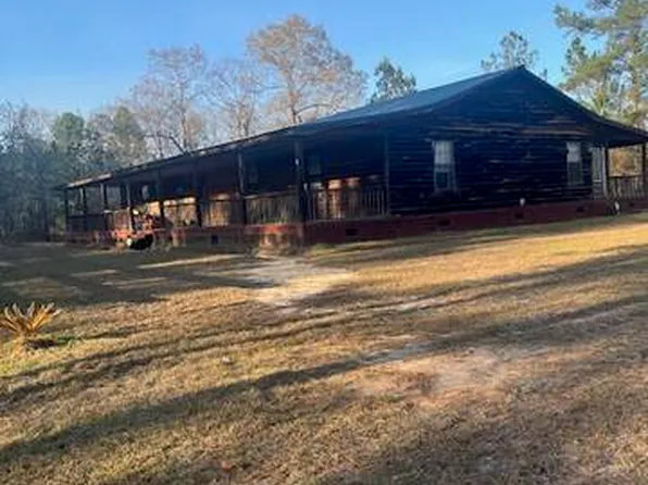 700 Foster Rd, Wagarville, AL 36585