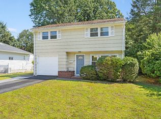 312 12th St, Cresskill, NJ 07626