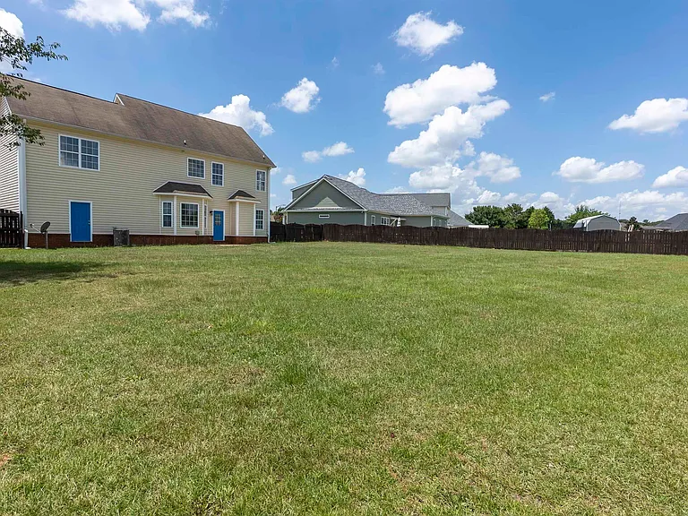 309 Raleigh Dr — Photo 70