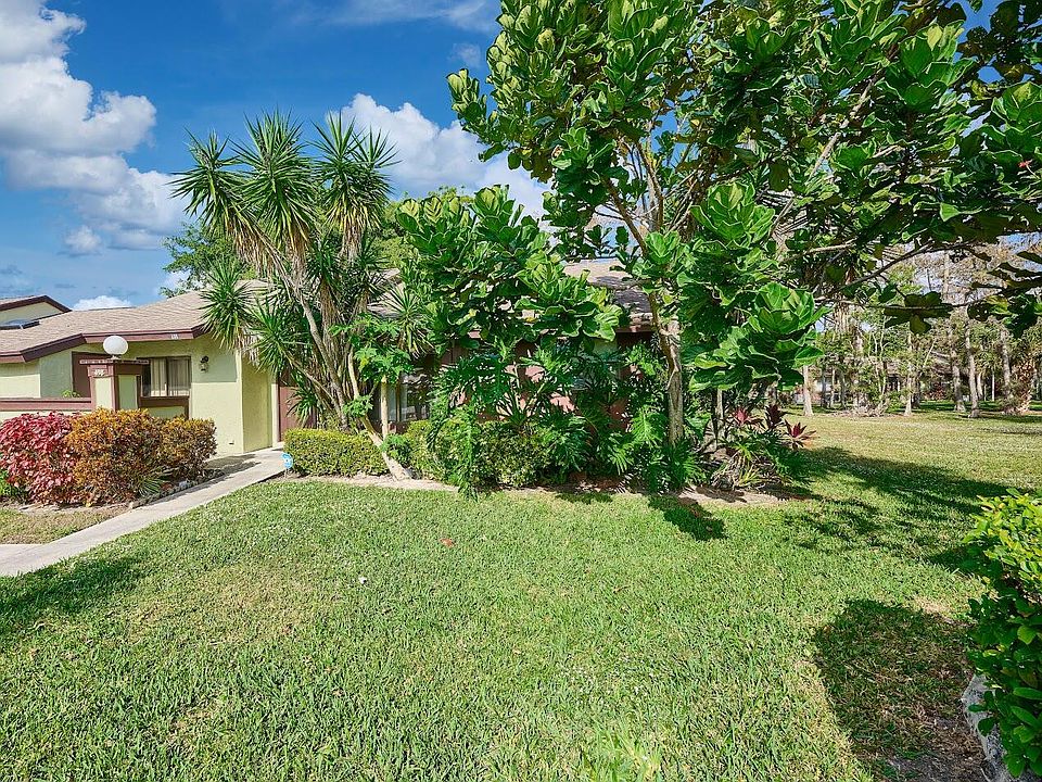 1st image of 498 Iron Forge Ct Court