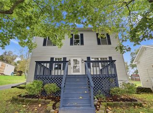 692 Amity Ridge Rd, Amity, PA 15311