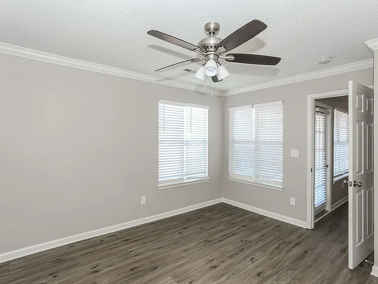 301 Cedarcroft Dr — Photo 11
