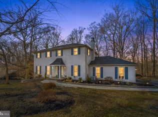 17 Country Village Way, Media, PA 19063