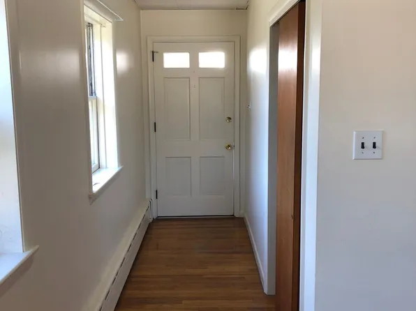 2101 New Holland Pike #4, Lancaster, PA 17601