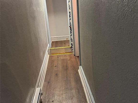 5th image of 709 N 2nd St