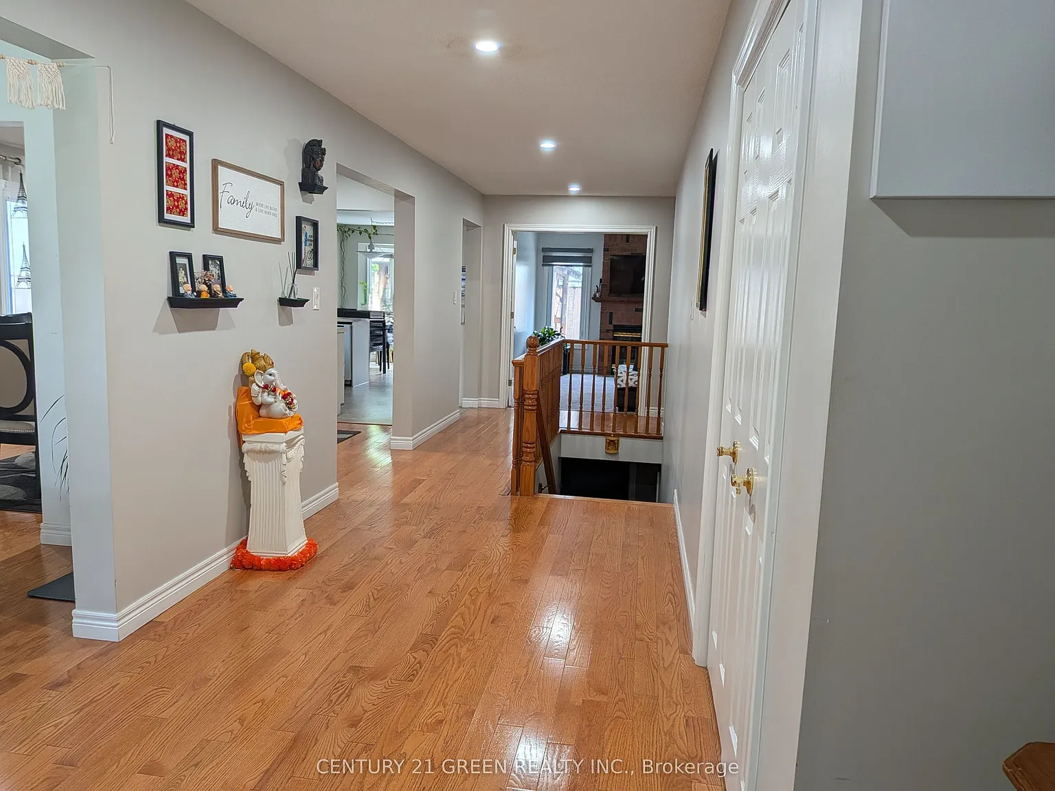 3 bed, $3,250 — Photo 2