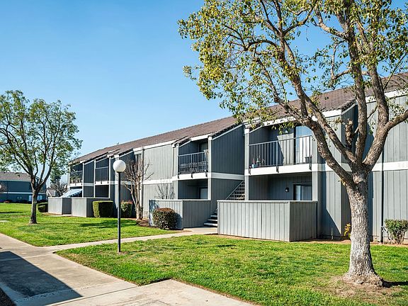 2nd image of 7087 N Thorne Ave APT 158