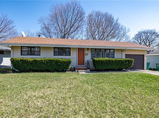 10 Colorado Dr, Decatur, IL 62526