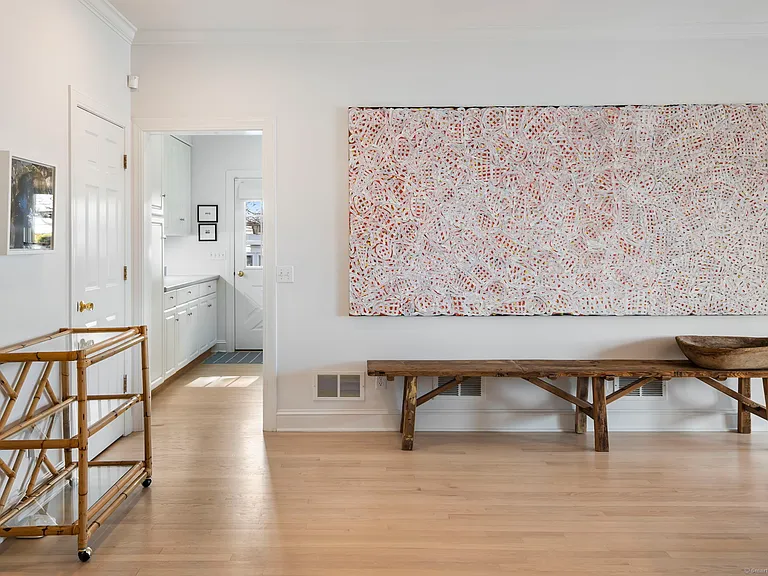 38 Yarmouth Rd — Photo 8