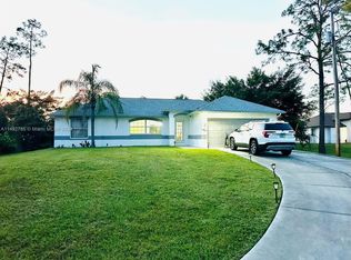 4465 12th St NE, Naples, FL 34120