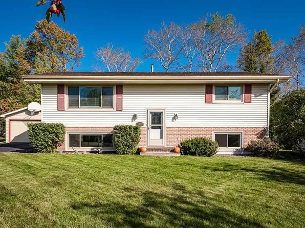 5011 Idlewild St, Duluth, MN 55804
