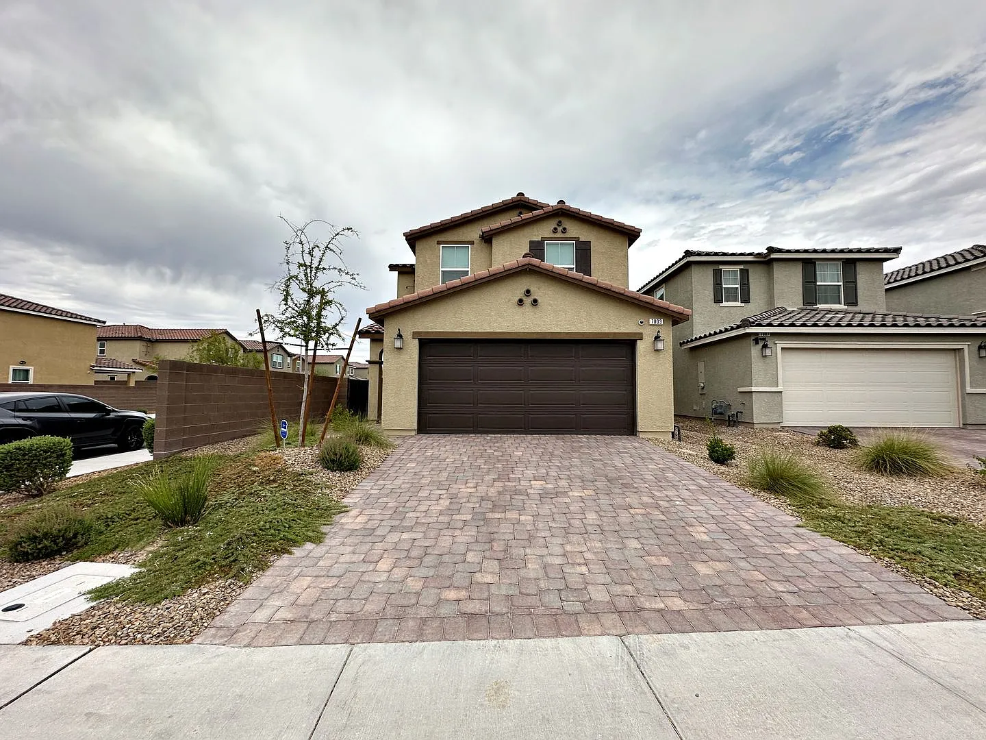 4 Bedroom + Loft Home In Gated Community — Photo 1