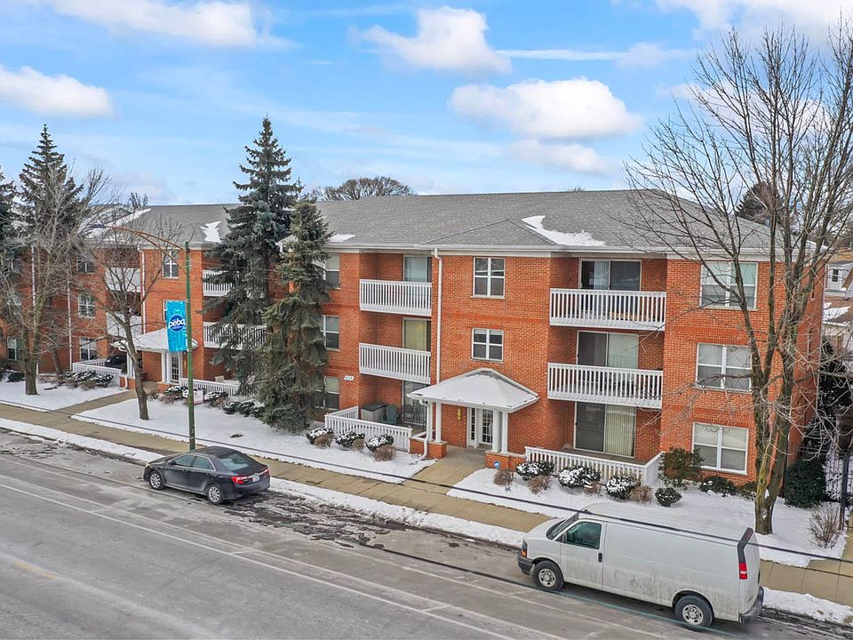 1st image of 4710 N Elston Ave #106E