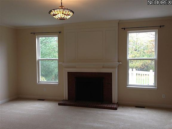 5th image of 9155 Barnum Ct #10