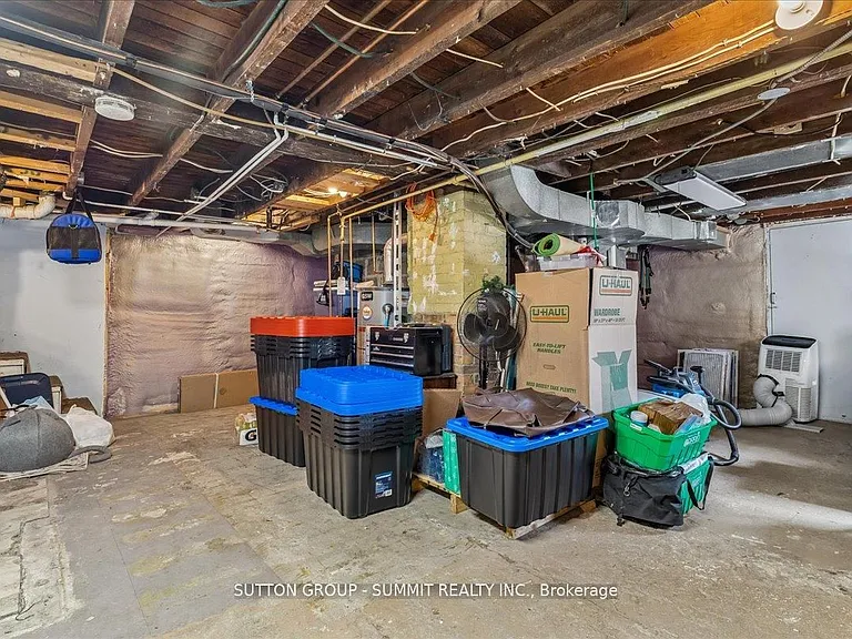 155 1/2 Lake St #MAIN — Photo 31