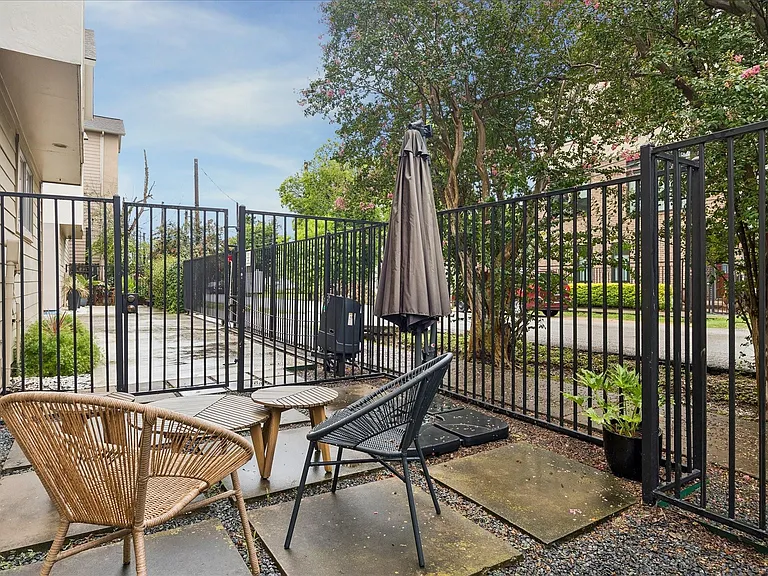 5218 Petty St #F — Photo 21