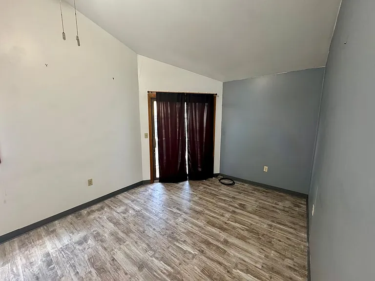 212 Church Street — Photo 28
