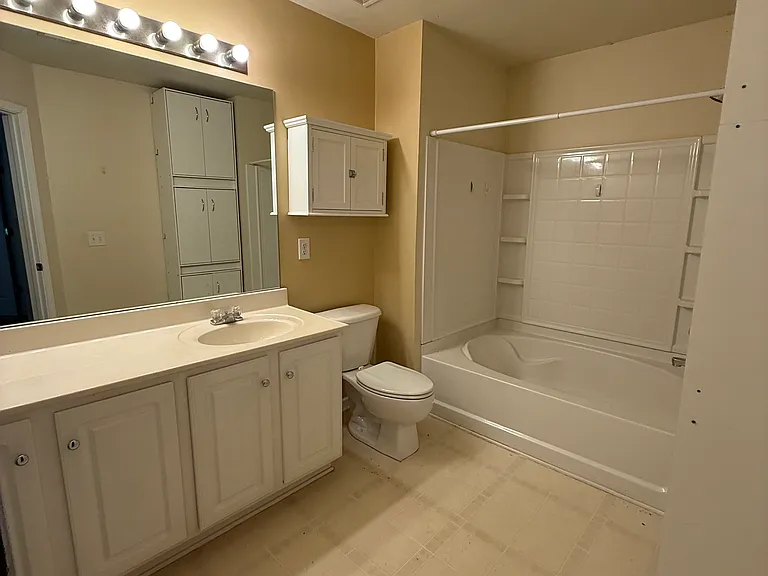 35 Annacey Pl — Photo 10