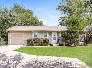 5911 Blue Ridge Blvd, Kansas City, MO 64133