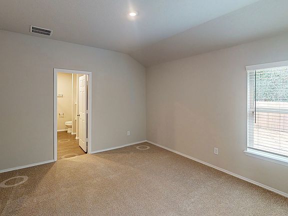 5th image of 2043 Marshall Manors