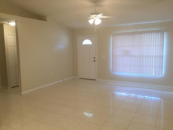 5th image of 683 Williams Ave