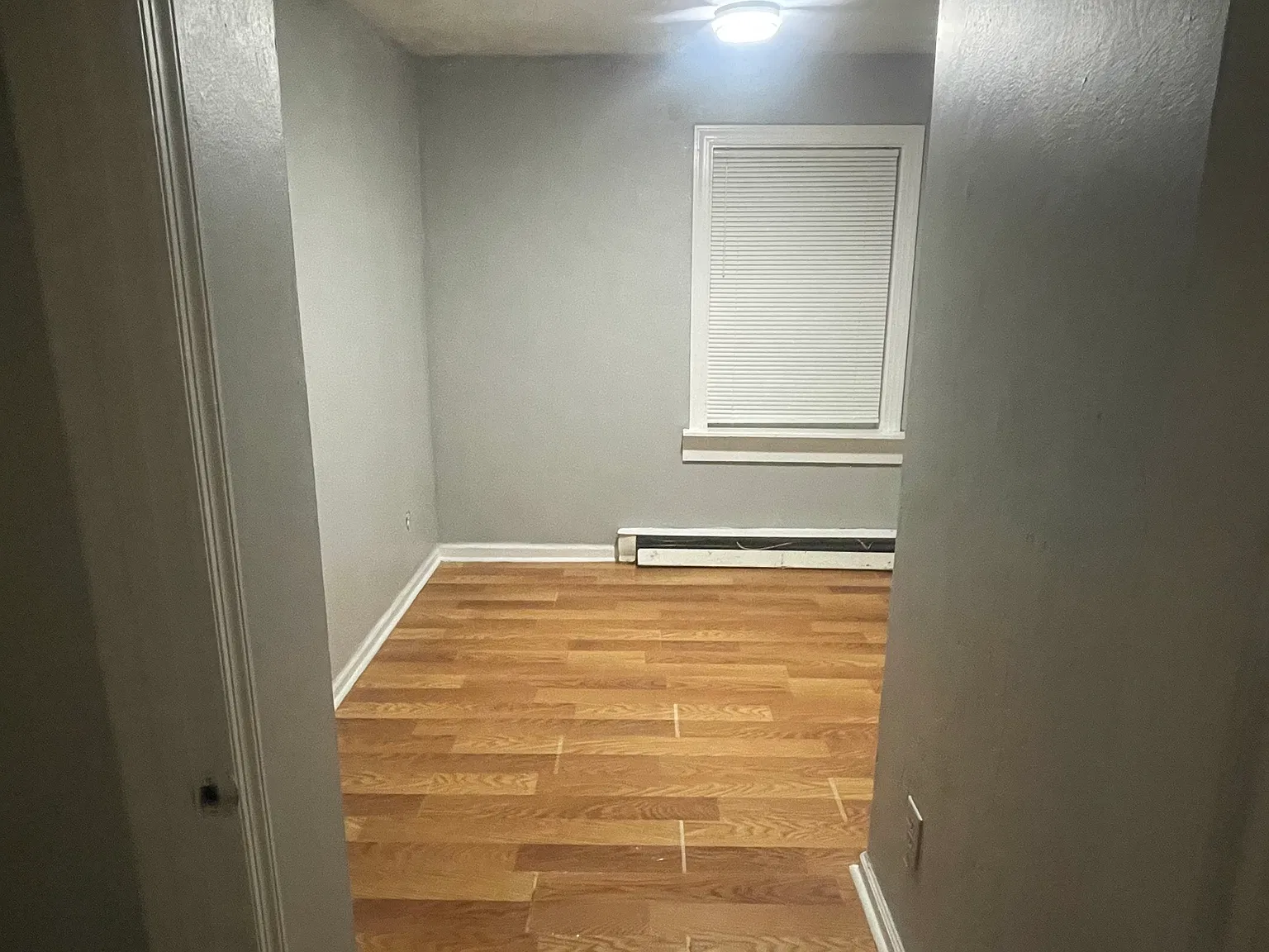 1320 Prentis Ave — Photo 2