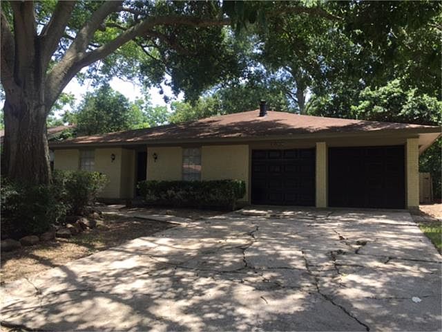 1st image of 2109 Buchanan Dr