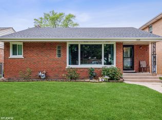 7526 Lowell Ave, Skokie, IL