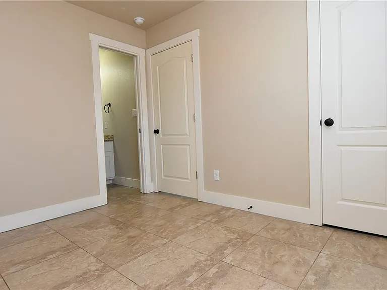 1306 Walnut Ave #B — Photo 9