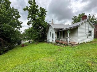 524 Q St, Atchison, KS 66002