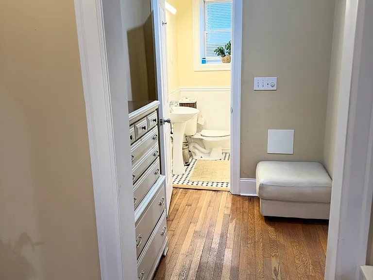 258 E High St #301 — Photo 9