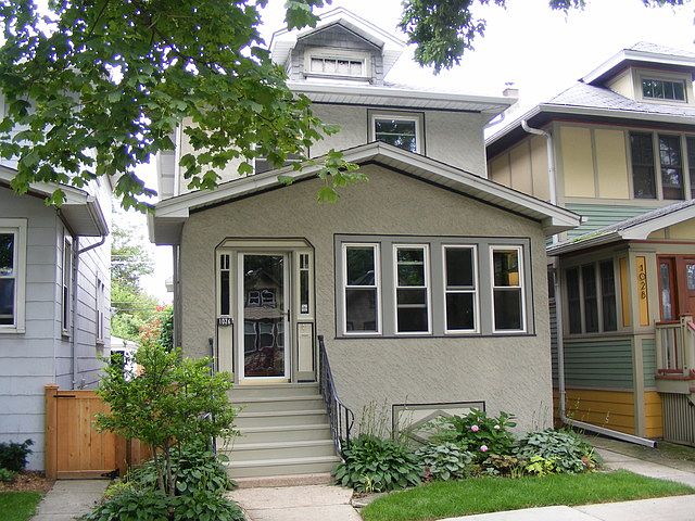 1st image of 1026 S Elmwood Ave