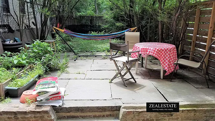 Rented by ZealEstate Group Inc | media 27