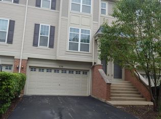 339 N Commerce St, Aurora, IL 60504