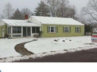 1001 Hunters Ln, Oreland, PA 19075