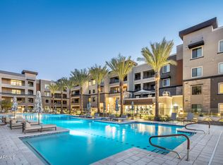 5250 E DEER VALLEY Drive #303, Phoenix, AZ 85054