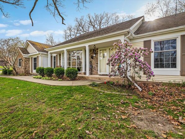 484 Williamsburg Way, Belvidere, IL 61008