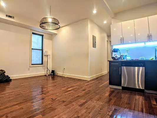 Rented by Urban Pads | media 21